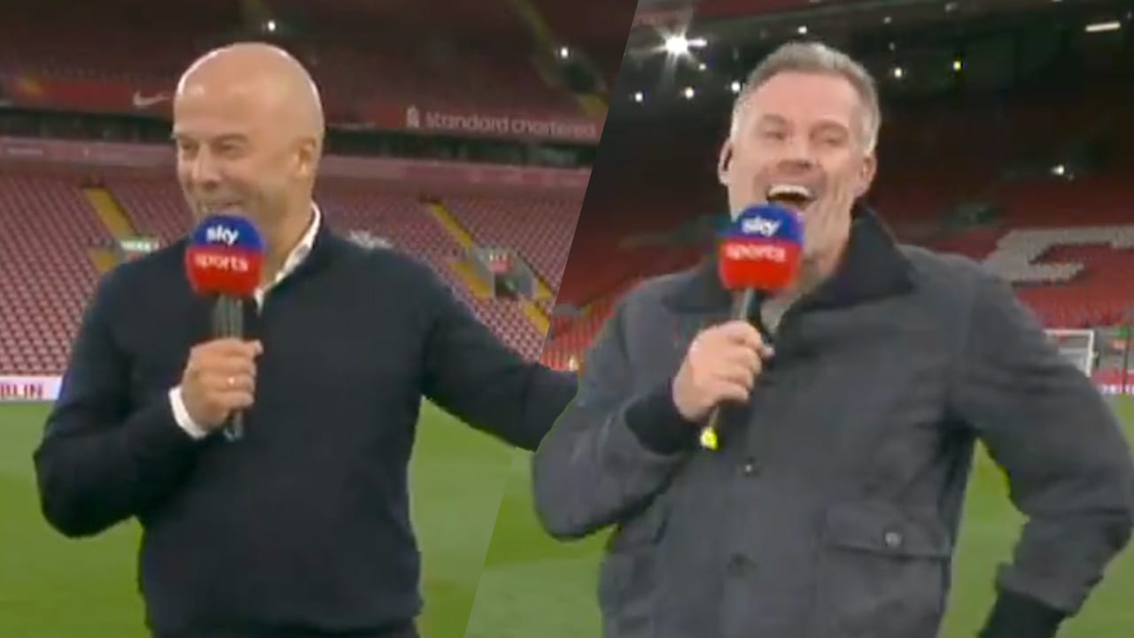 Arne Slot dolt met Jamie Carragher: 'Luistert er ooit iemand naar hem?'