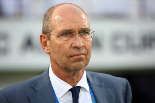 Verbeek begint met nederlaag aan Azië Cup