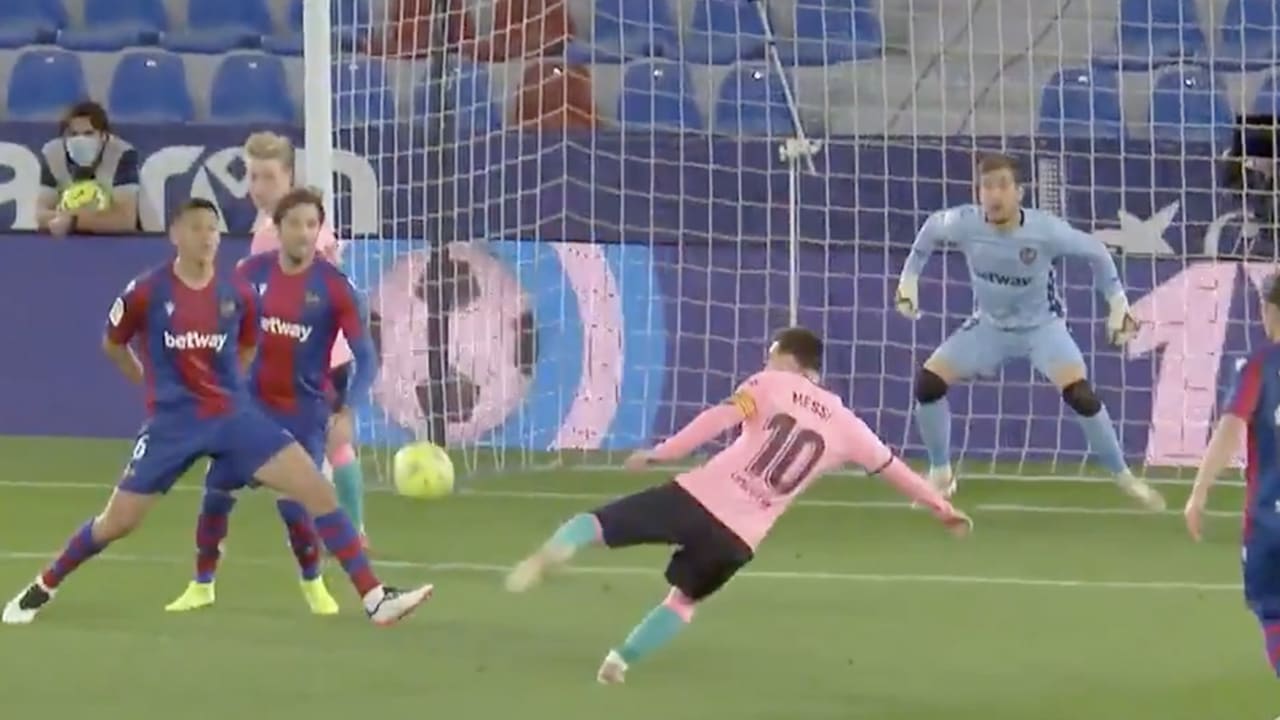 VIDEOGOAL: FC Barcelona virtueel aan kop na fraai doelpunt Messi