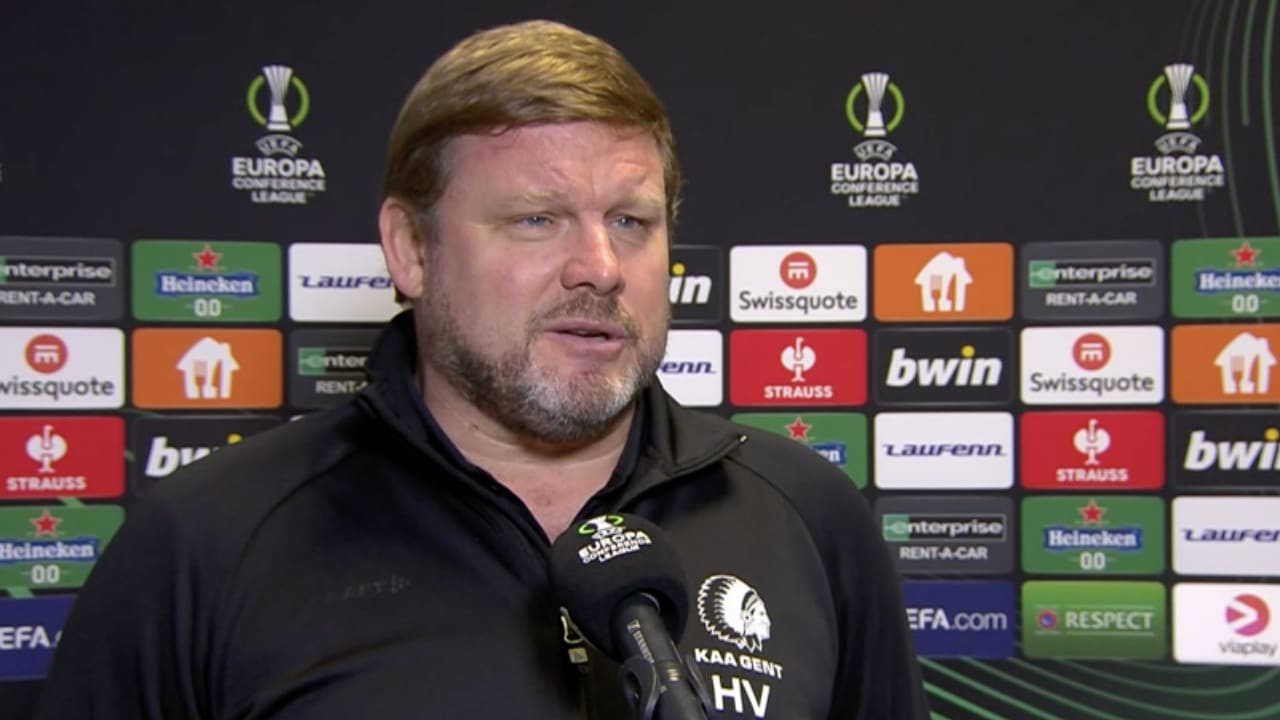 Vanhaezebrouck over verdedigers: 'Kan ze niet doodschieten, anders kom ik spelers tekort'