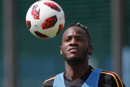 Chelsea verhuurt Batshuayi en Zouma