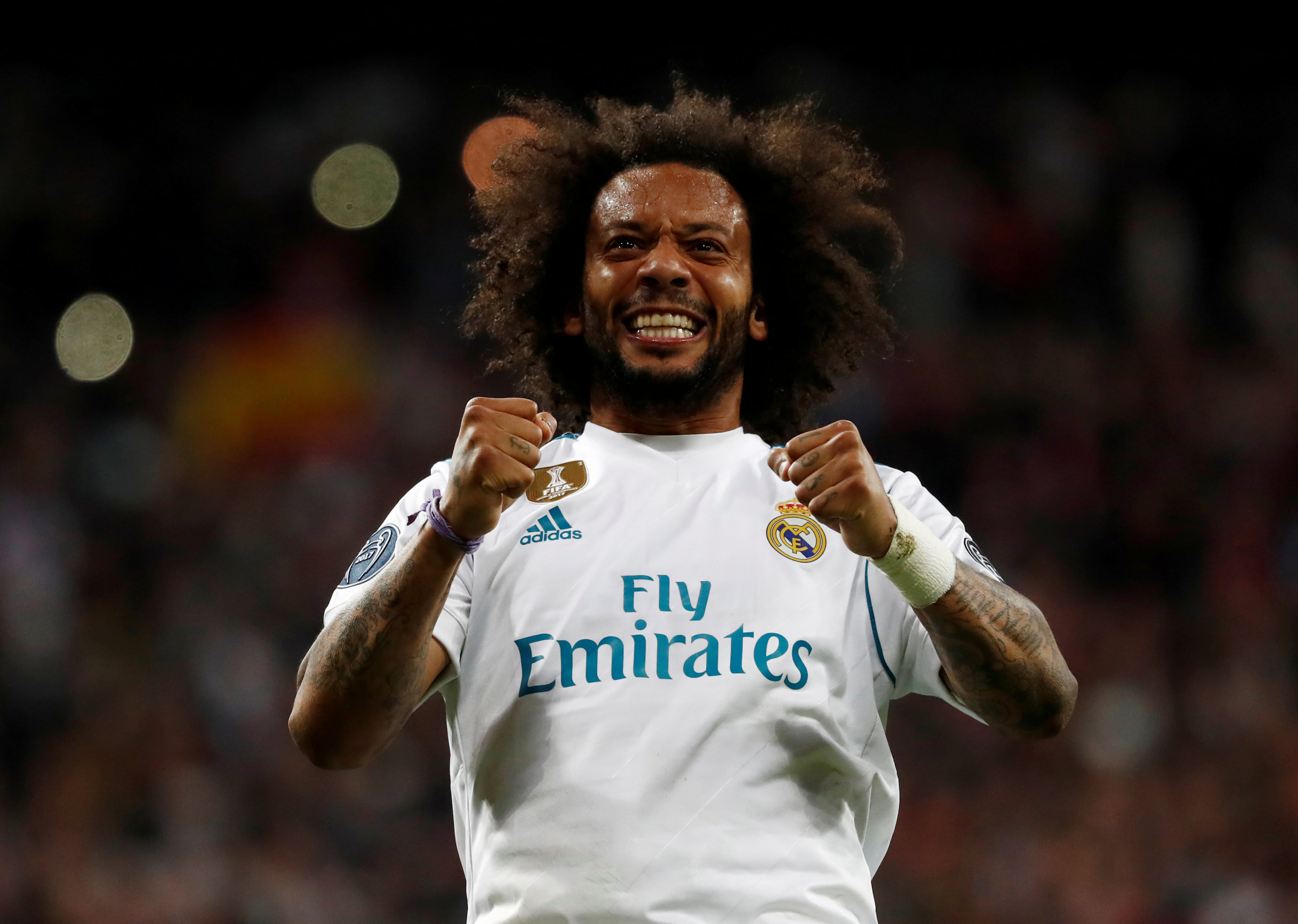 WOW! Marcelo laat zich zien op training Real