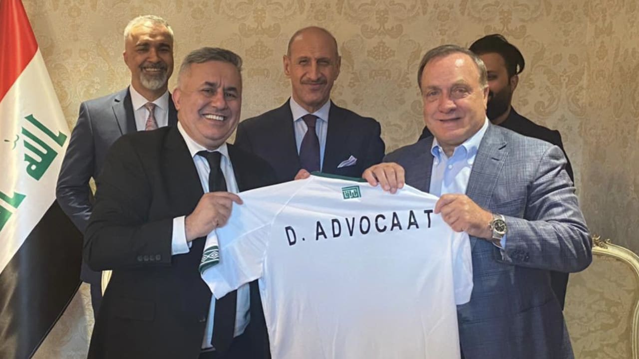 OFFICIEEL: Dick Advocaat nieuwe bondscoach van Irak
