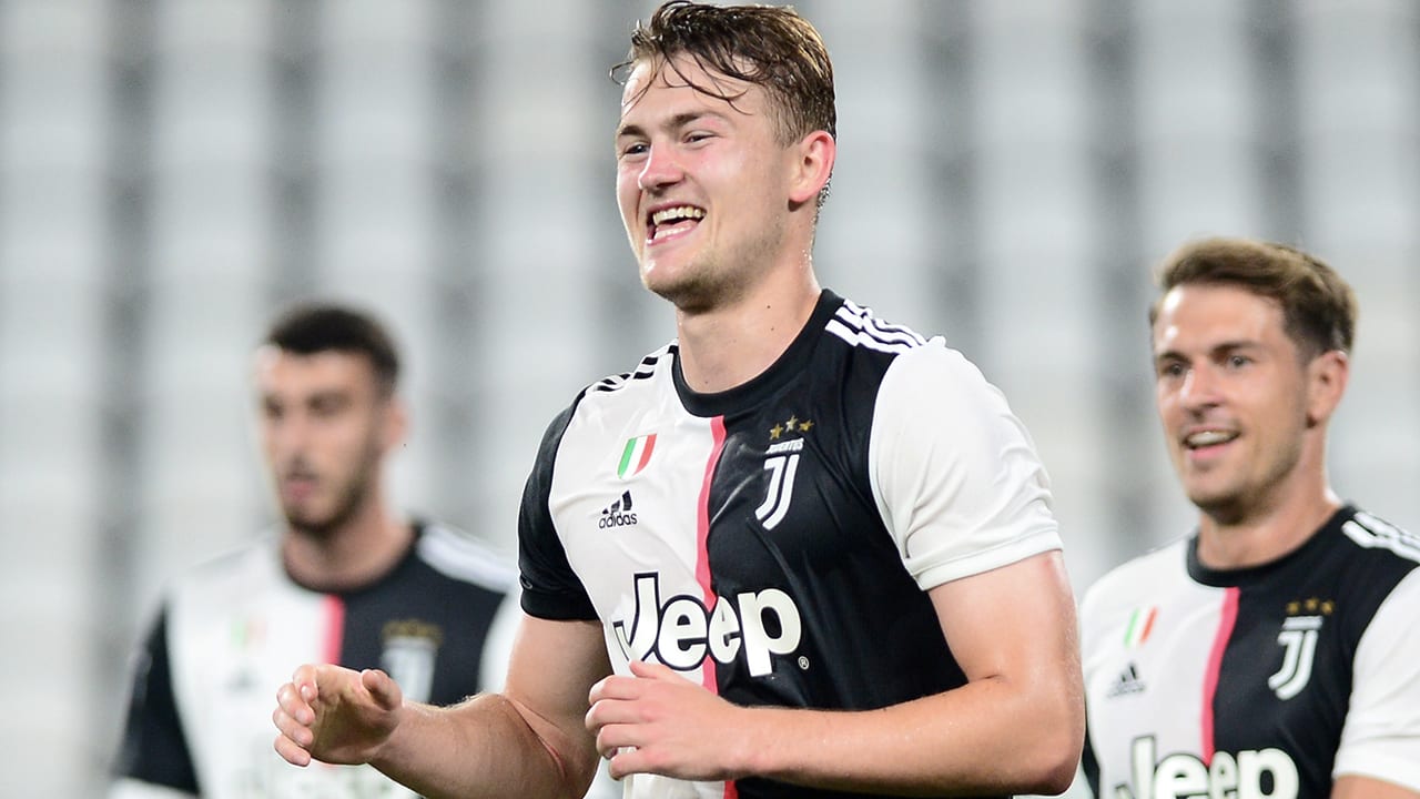 De Ligt beoordeeld met een 10: 'Had veel weg van Chiellini'