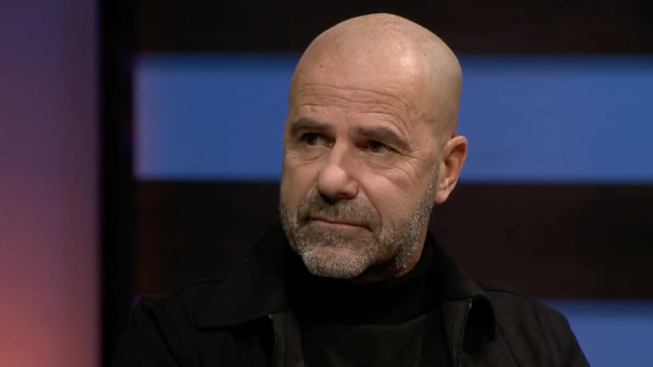 Bosz: 'Als Ajax morgen belt? Dan zou ik wel gaan praten'