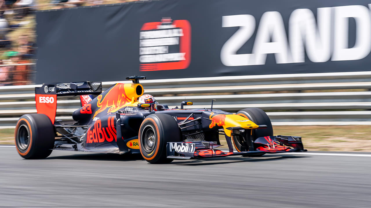 'Eredivisieduels mogelijk verplaatst voor Formule 1 in Zandvoort'