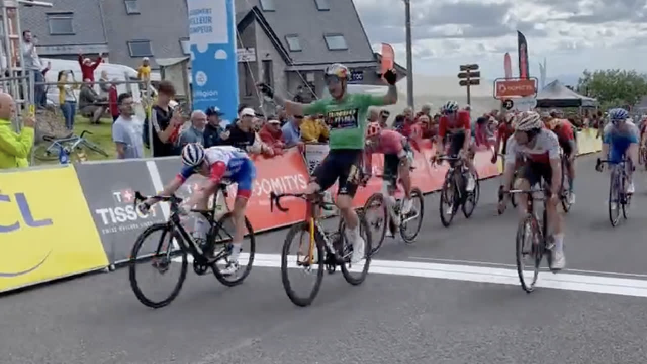 Wout van Aert denkt derde etappe Dauphiné te winnen maar blijkt te vroeg te juichen
