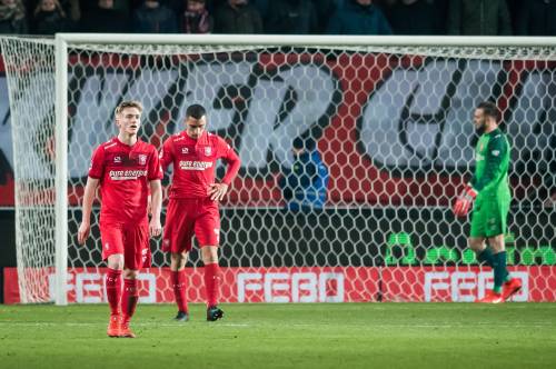 FC Twente boos over gooien sterretjes uitfans