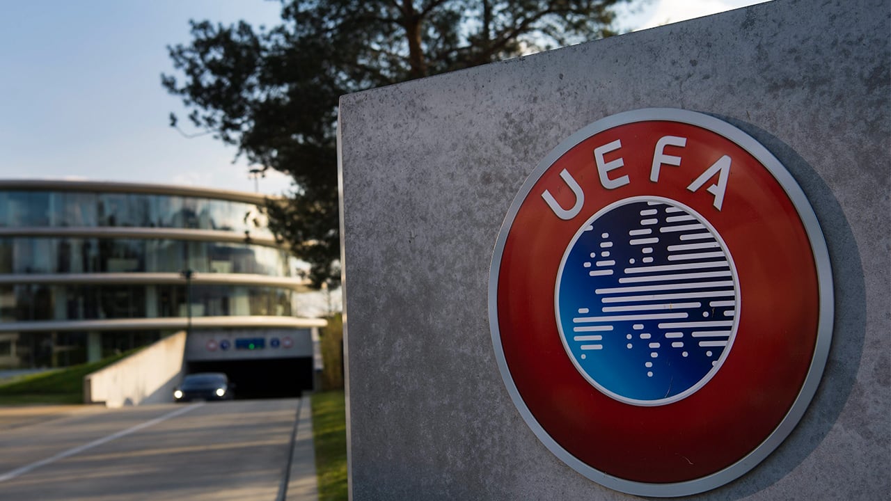  UEFA schrapt EK onder 17 weer vanwege coronavirus