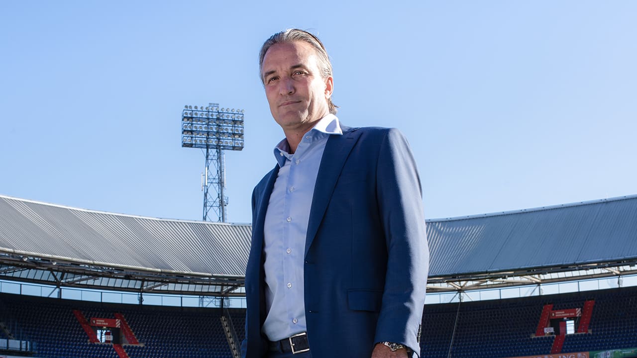 Koevermans: 'Advocaat intern niet ter discussie bij Feyenoord'