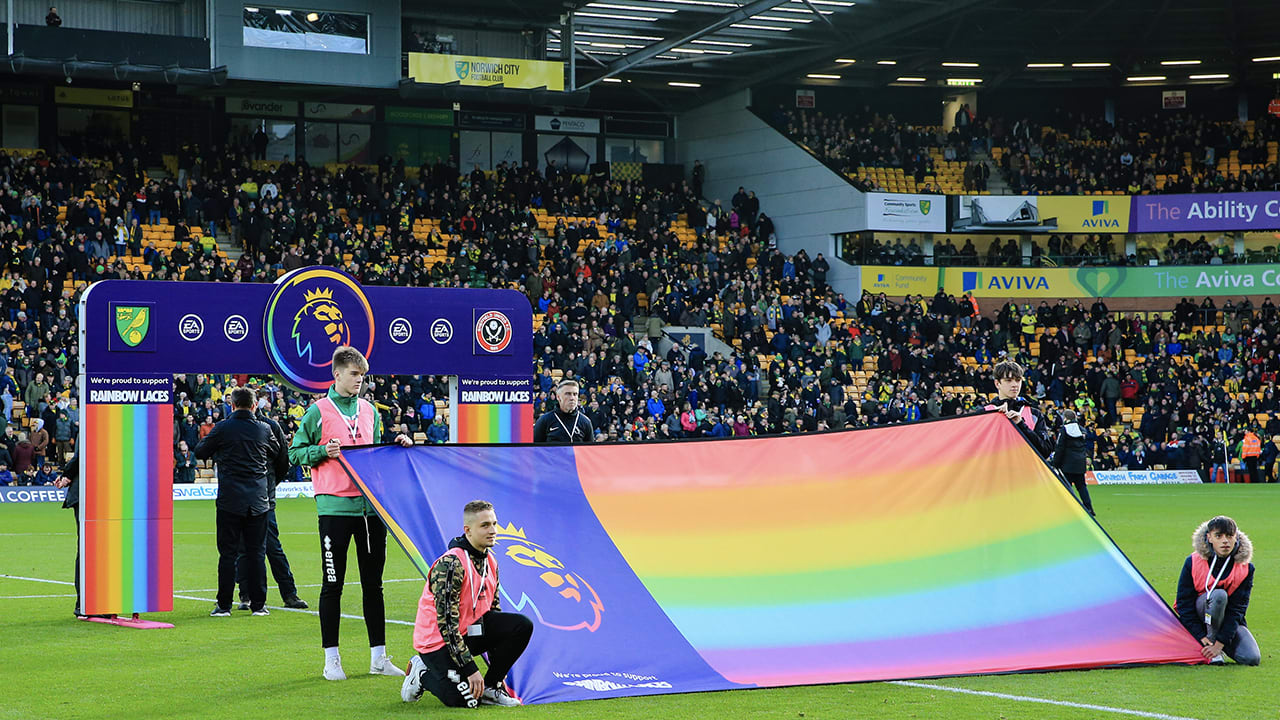 Anonieme Premier League-voetballer: 'Ik ben homoseksueel'
