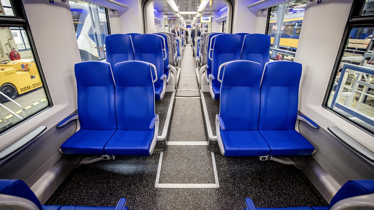 Man toont ongevraagd zijn geslachtsdeel in de trein