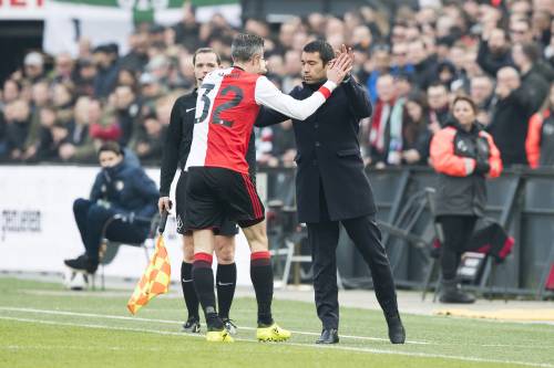Feyenoord 'gewoon' met Van Persie tegen Ajax