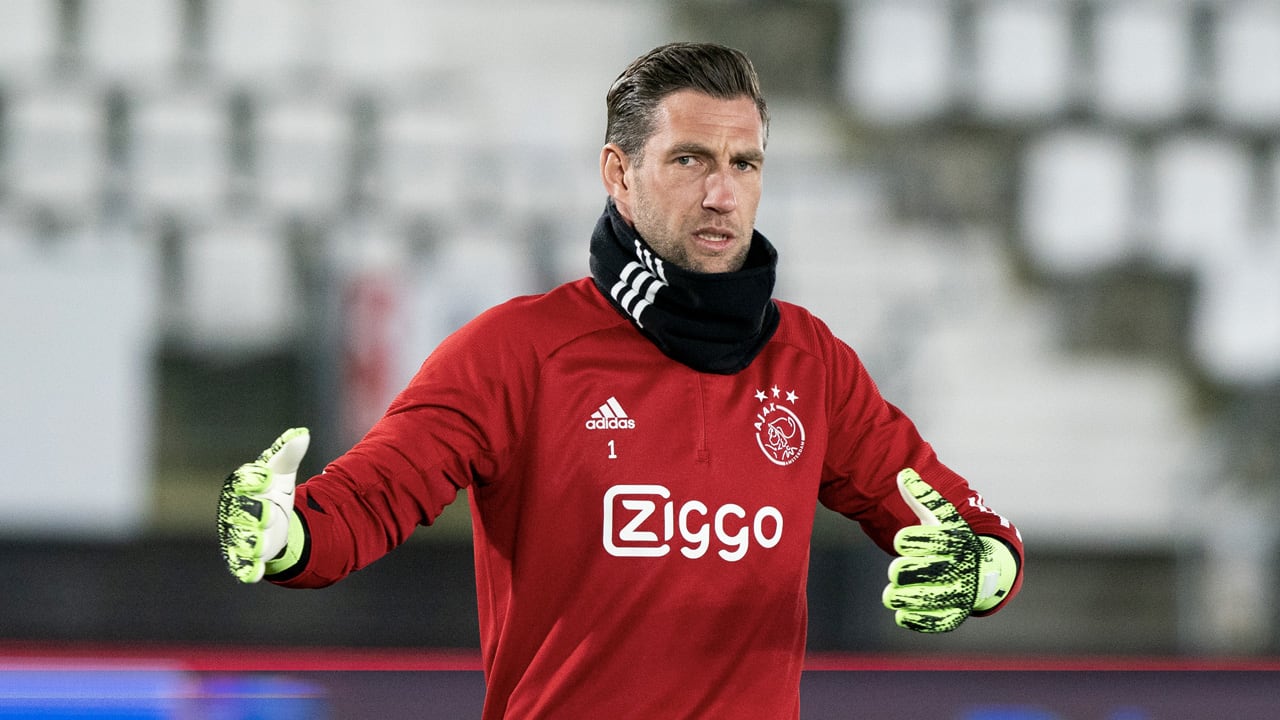 Stekelenburg weer eerste keus bij Ajax: 'Ik verleer het niet zo snel'