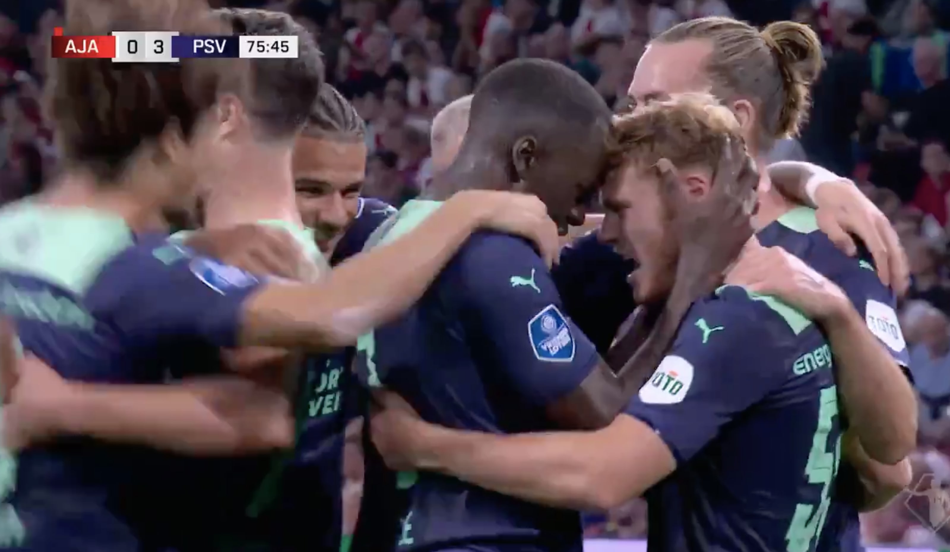 VIDEOGOAL: over en uit voor Ajax na 0-3 van Vertessen