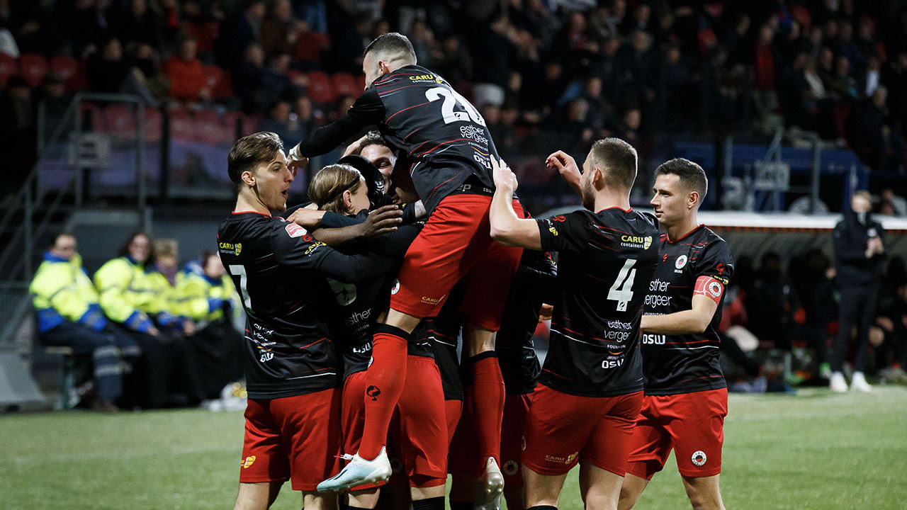 Excelsior verrast PEC Zwolle in beker