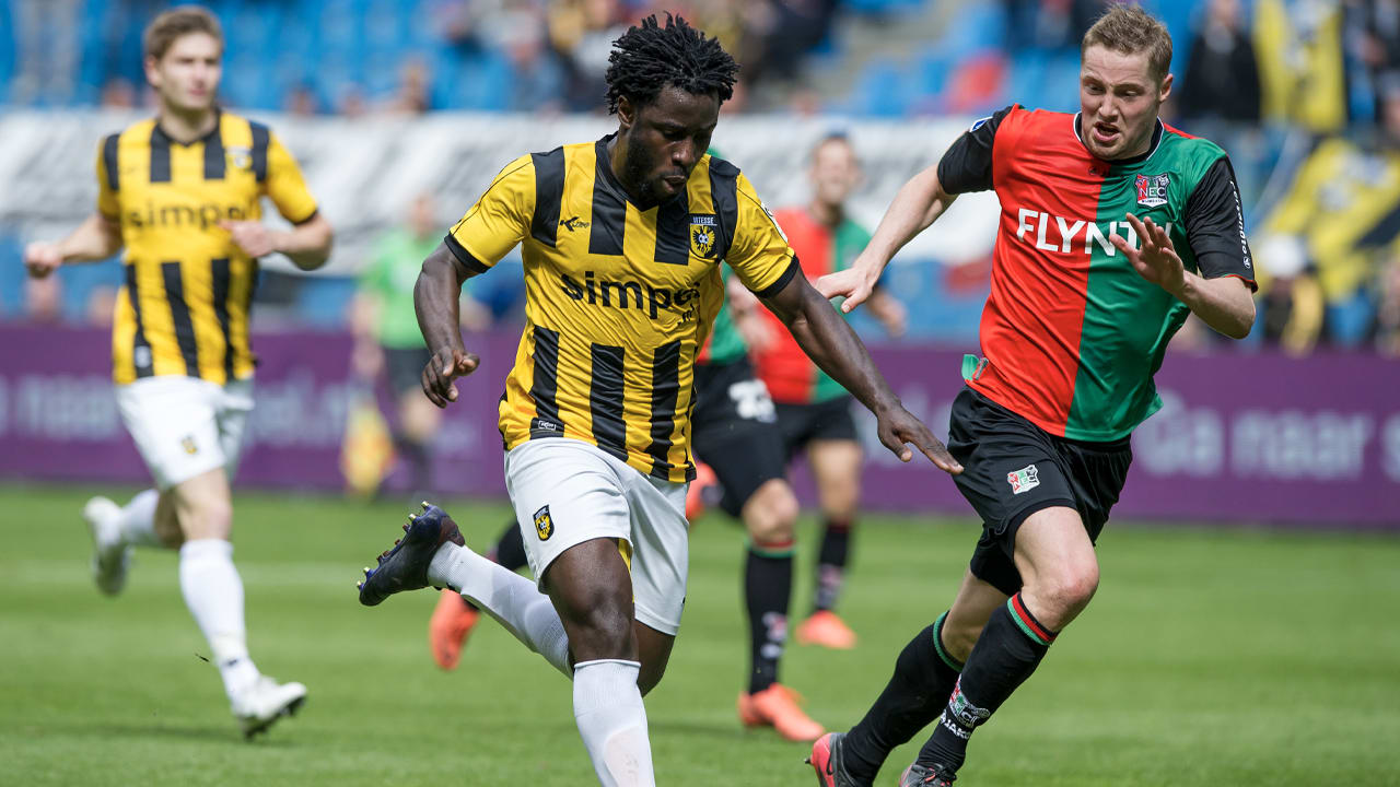 NEC-fans fel tegen eventuele komst Bony: 'Wij walgen van het idee!'