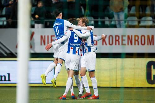 Topduo leidt Heerenveen langs ADO Den Haag