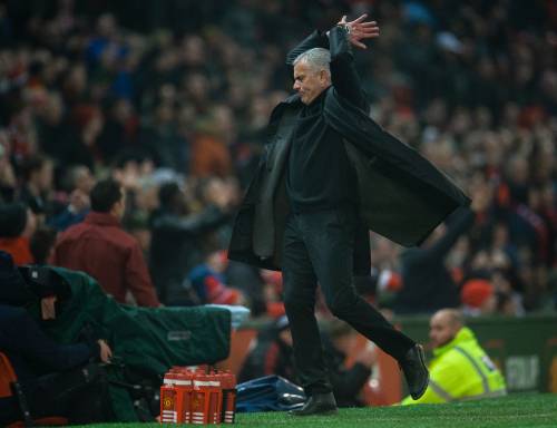 Mourinho moppert op reserves ManUnited