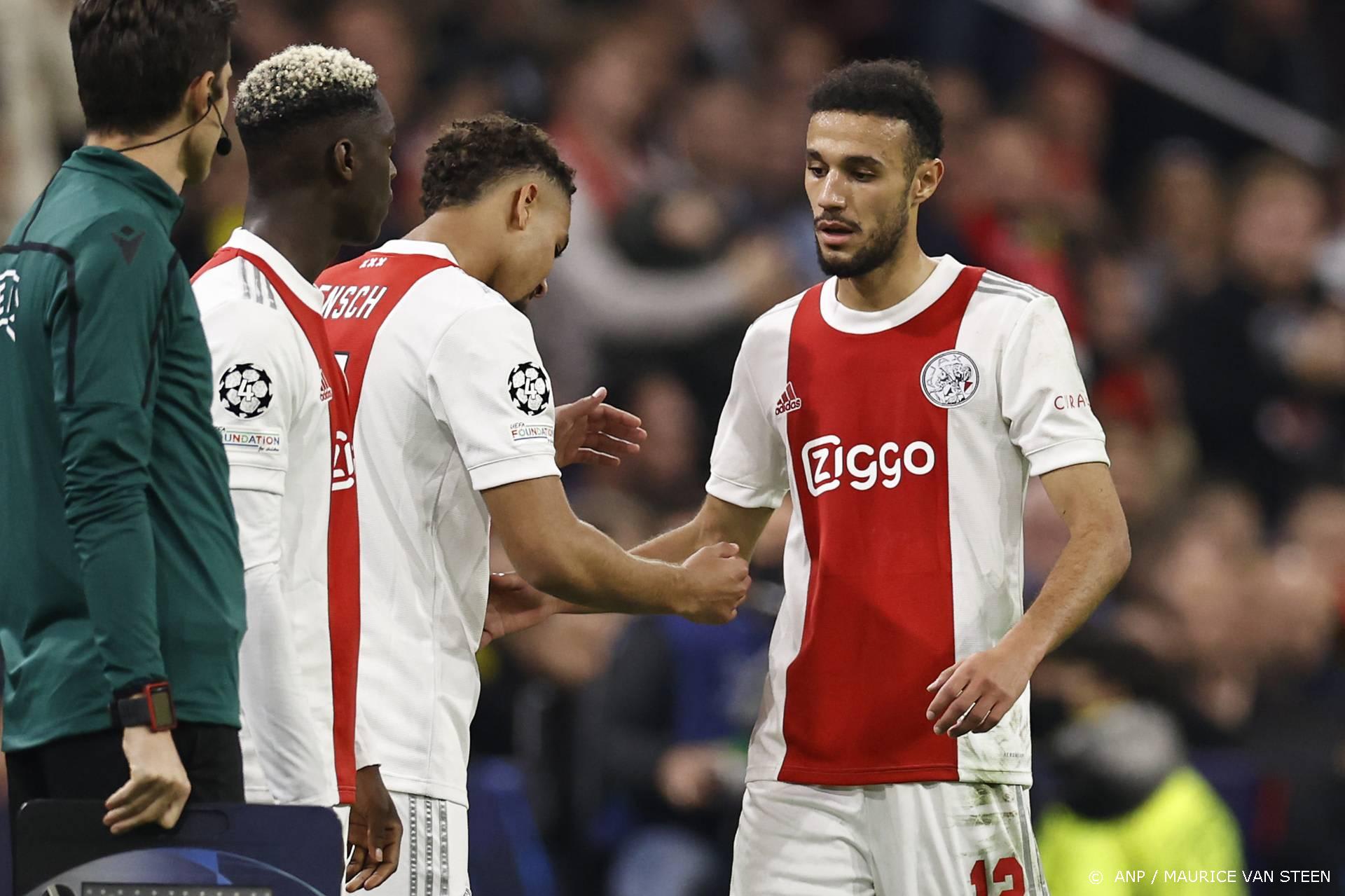 Ajax begint met Mazraoui aan Champions League-clash in Dortmund