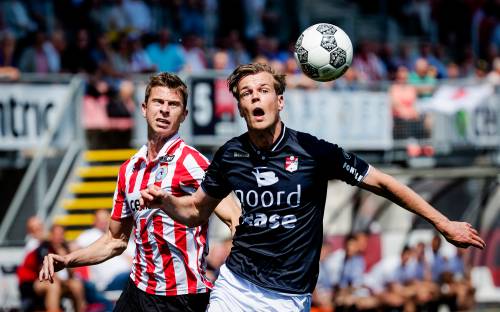 NAC huurt Mühren van Zulte Waregem