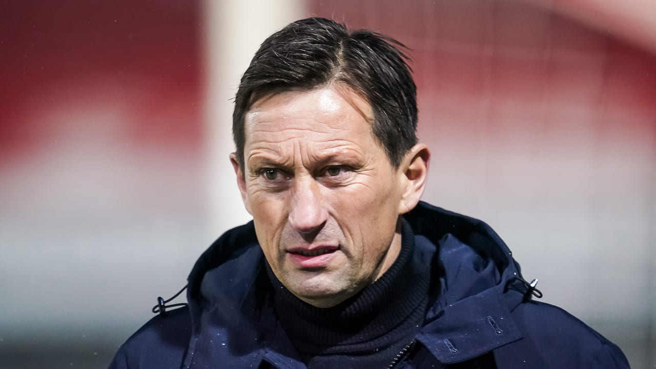 Schmidt focust zich op tweede plek: 'Wij kunnen de Eredivisie niet meer winnen' 