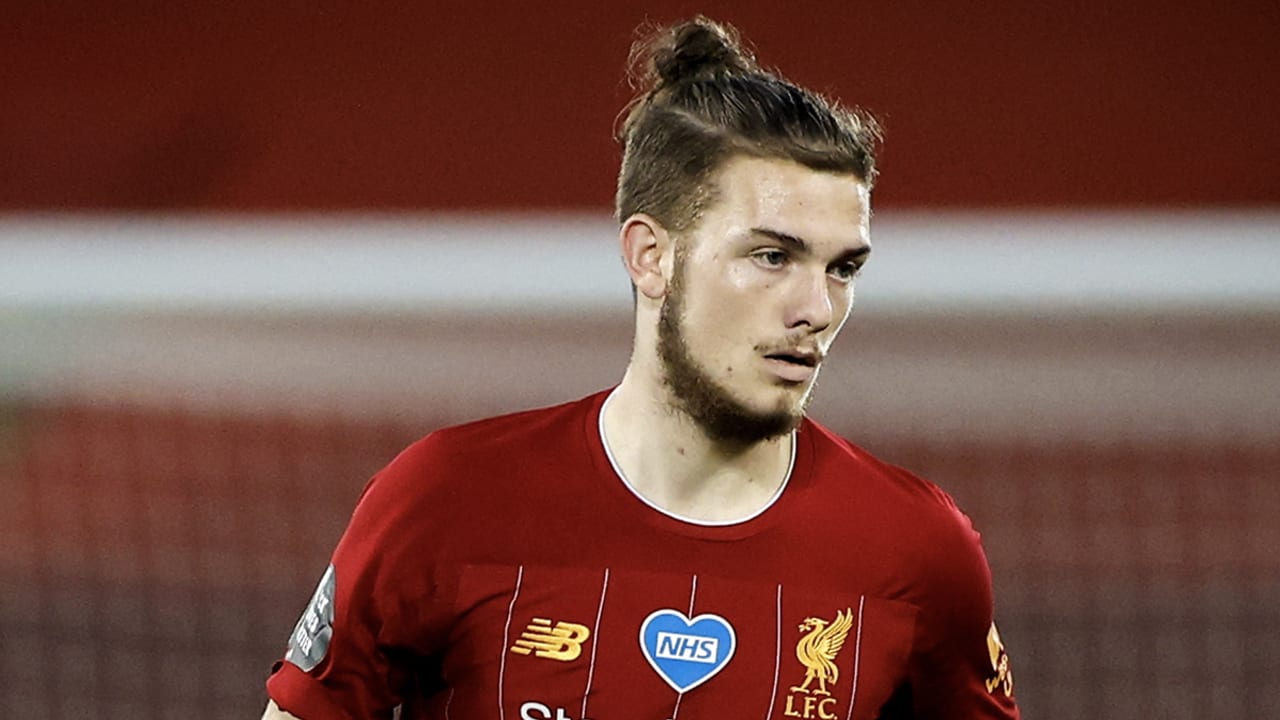 Toptalent Elliott blijft Liverpool trouw