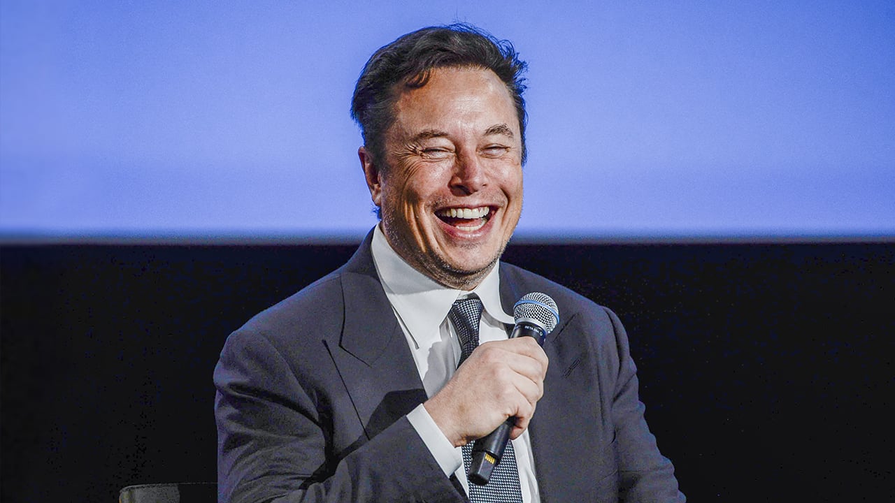 'Elon Musk overweegt overname Manchester United voor miljarden'