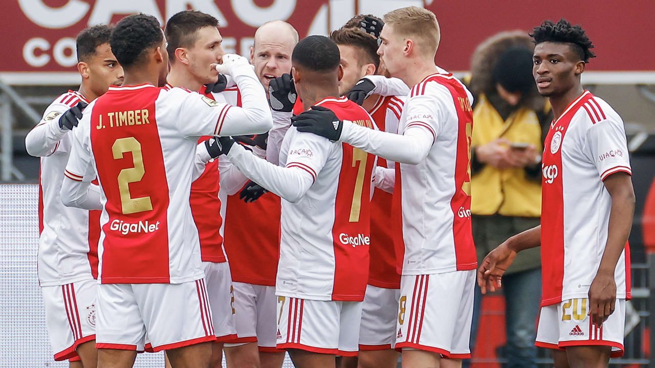'Die ambitie moet je uitspreken: we willen met Ajax de Europa League winnen'
