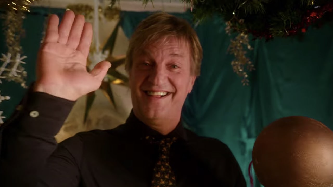 GOUD! Wim Kieft schittert in videoclip 'Eindelijk Kerstmis'