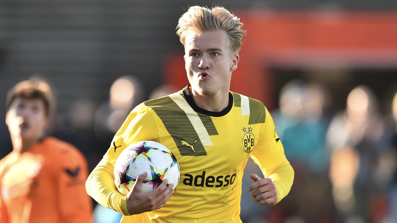 'Ajax en Julian Rijkhoff op hoofdlijnen akkoord'