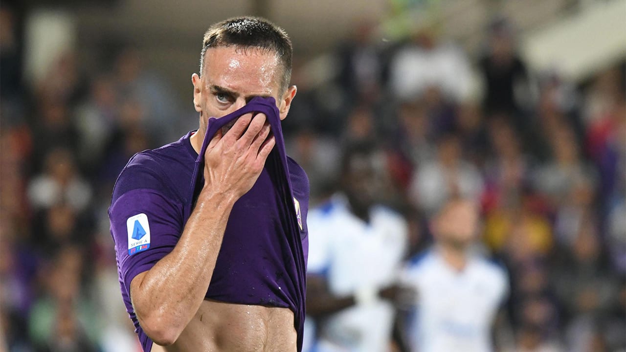 Ribéry (37) denkt nog niet aan stoppen: 'Ik wil zo lang mogelijk doorgaan'