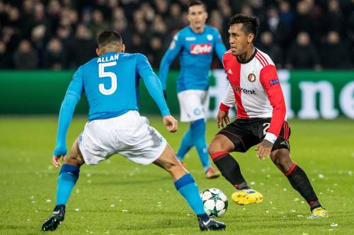 Feyenoord met Tapia tegen ADO Den Haag