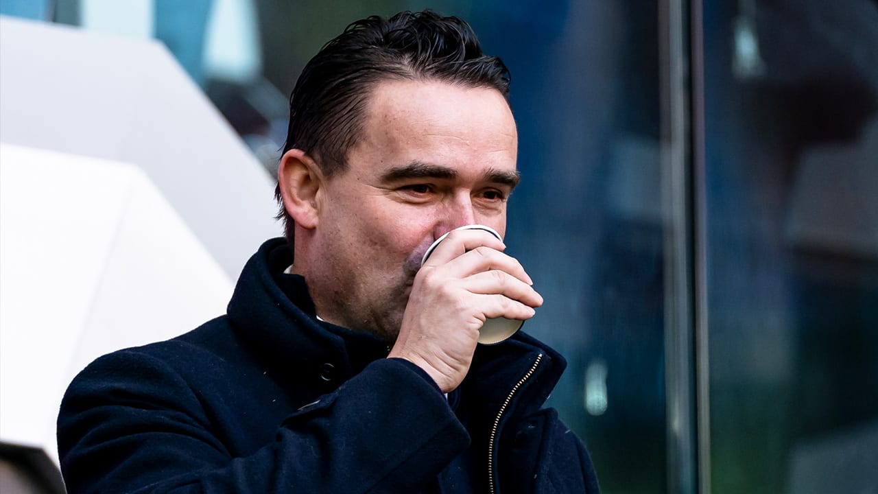 Ajax liep wereldtopper mis door 'arrogante' Overmars: 'Ik was wel verbaasd'