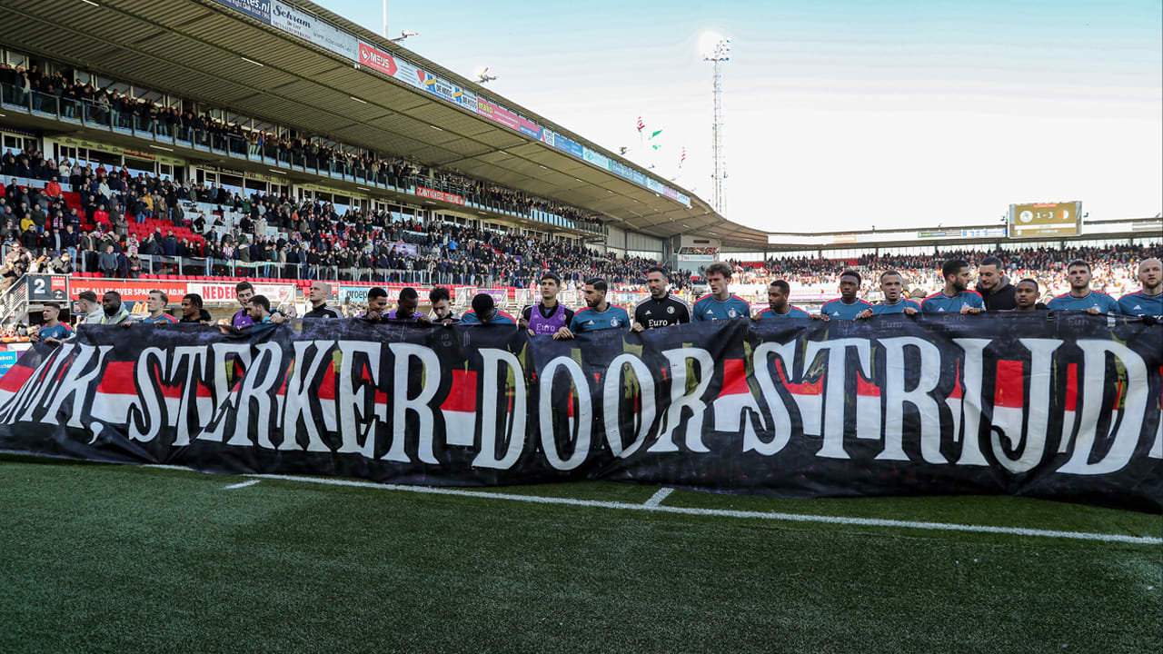 Feyenoord-talent Mik Akkermans (14) is kankervrij en mag weer voetballen