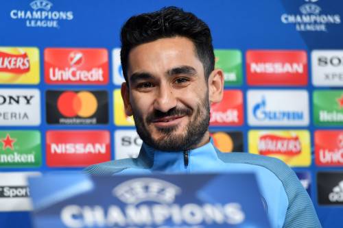 Gündogan wil wel in Duits elftal blijven