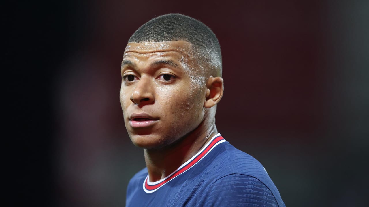 'Real Madrid brengt monsterbod uit op Kylian Mbappé'