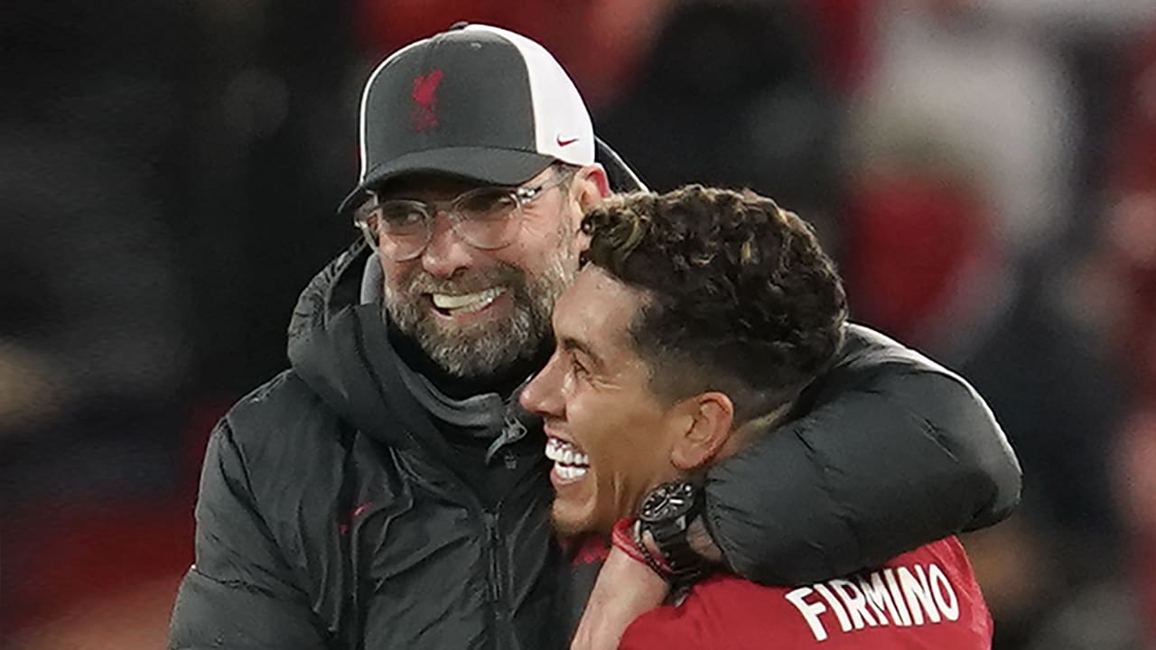 Firmino kopt Liverpool in slotminuten voorbij Tottenham