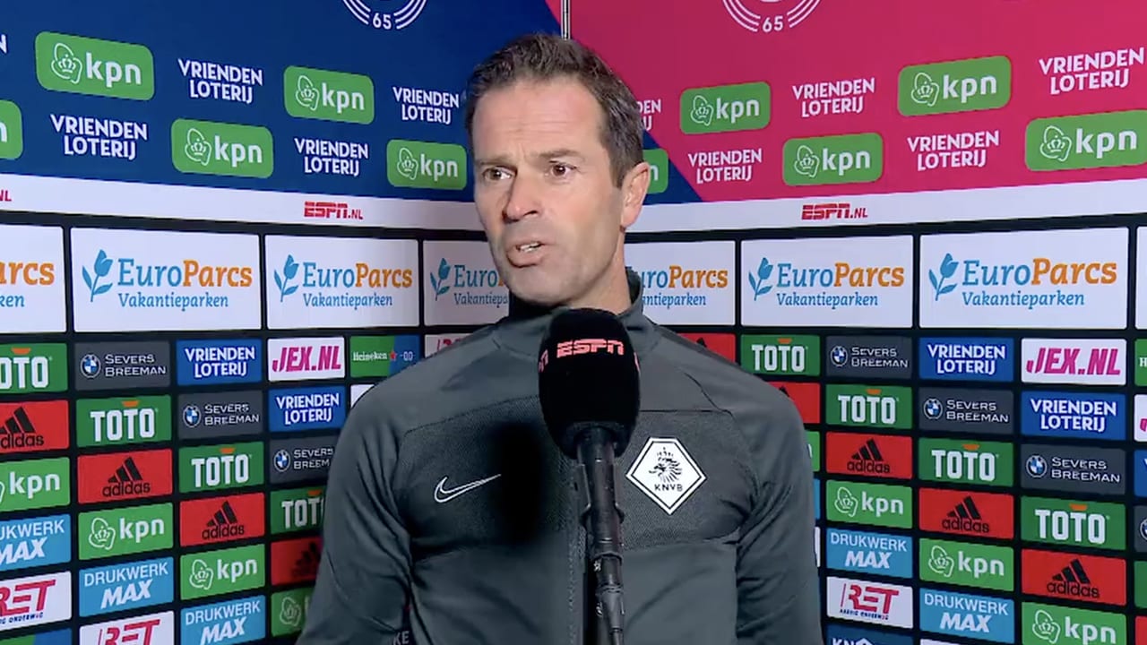 Nijhuis baalt na afgekeurde goal Feyenoord: 'Dat de deuren er nog in zitten in de kleedkamer..'