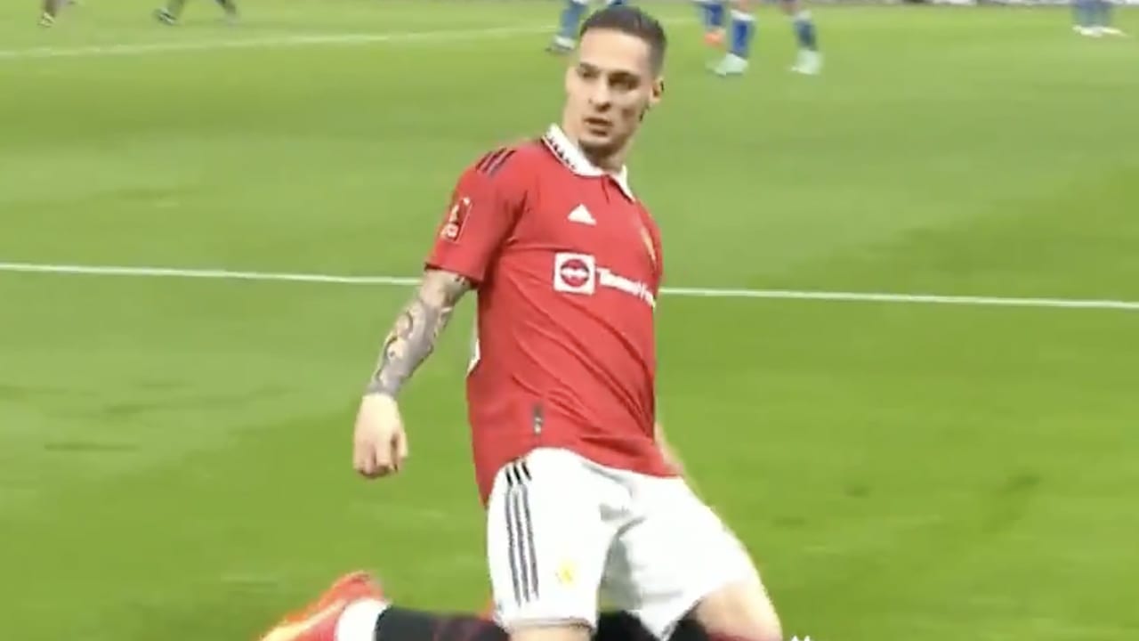 Videogoal: Antony schiet raak na een mooie aanval van Manchester United