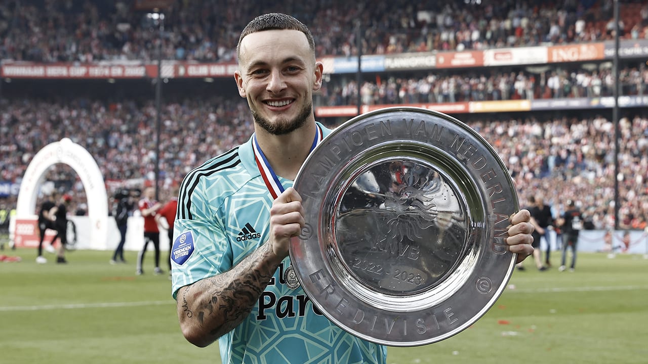 'Manchester United toont concrete interesse voor Bijlow, Feyenoord hoopt te verlengen'