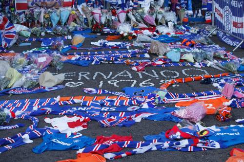 Eerbetoon voor Ricksen bij duel Oranje