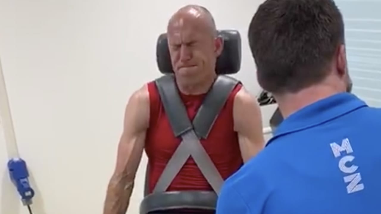 VIDEO - Robben geeft alles tijdens medische test FC Groningen