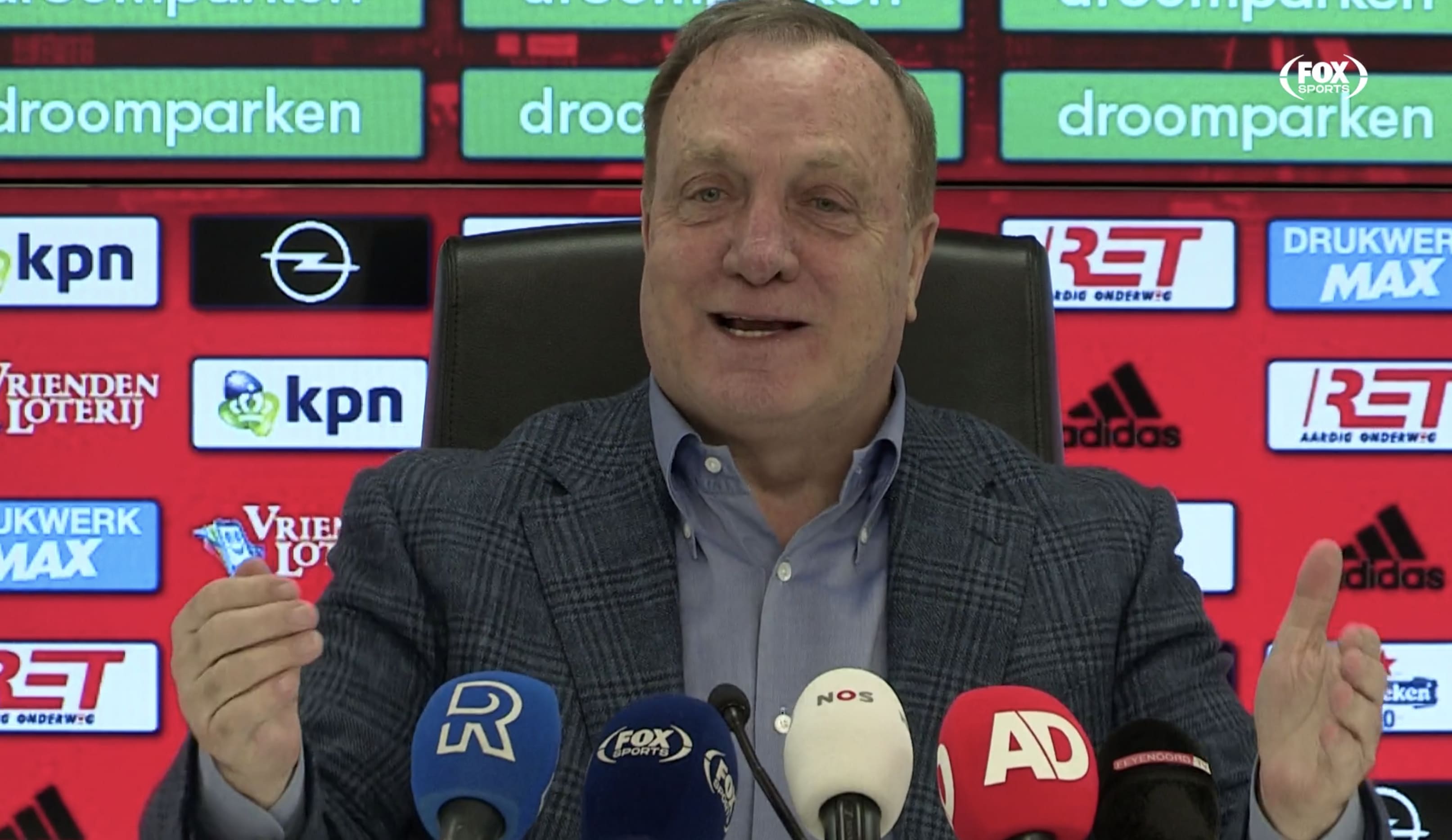 Dick onthult: 'Opkomstnummer PSV komt van mij' 