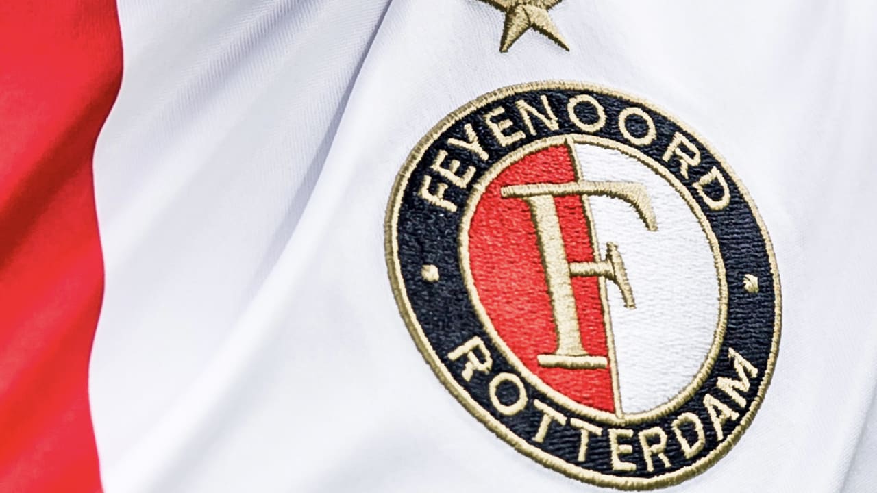 Feyenoord-talent racistisch bejegend na bekendmaking transfer naar Ajax