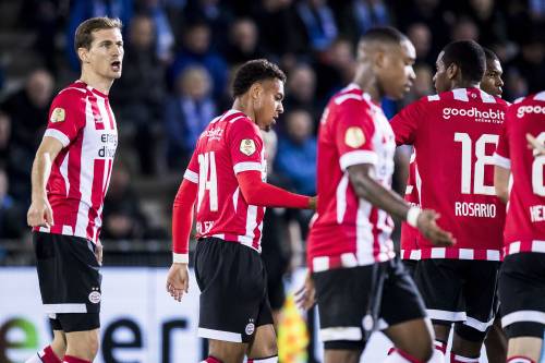 Van Bommel vestigt record met zege PSV