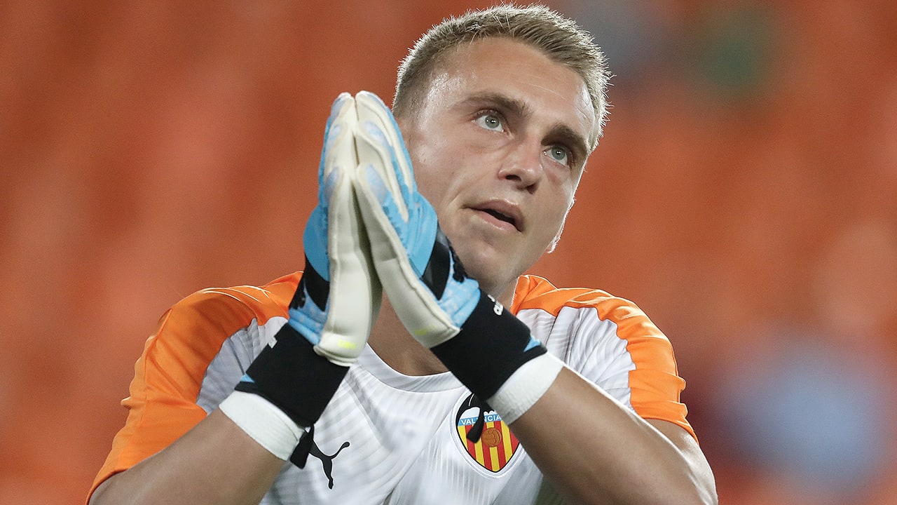 Geblesseerde Cillessen mist training Valencia