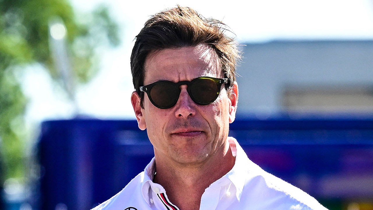 Toto Wolff ook komende drie jaar de baas van Formule 1-team Mercedes