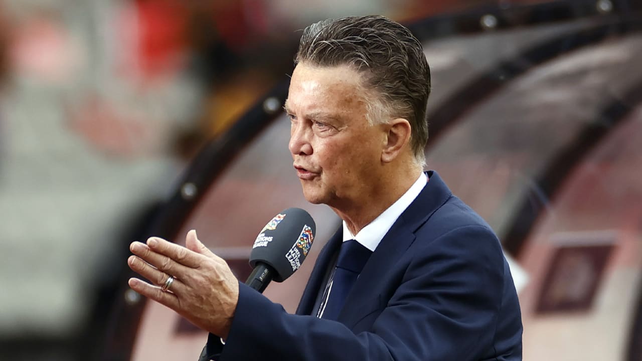 'Je voelt je als volwassen man ook weleens in de hoek gezet door Louis van Gaal'