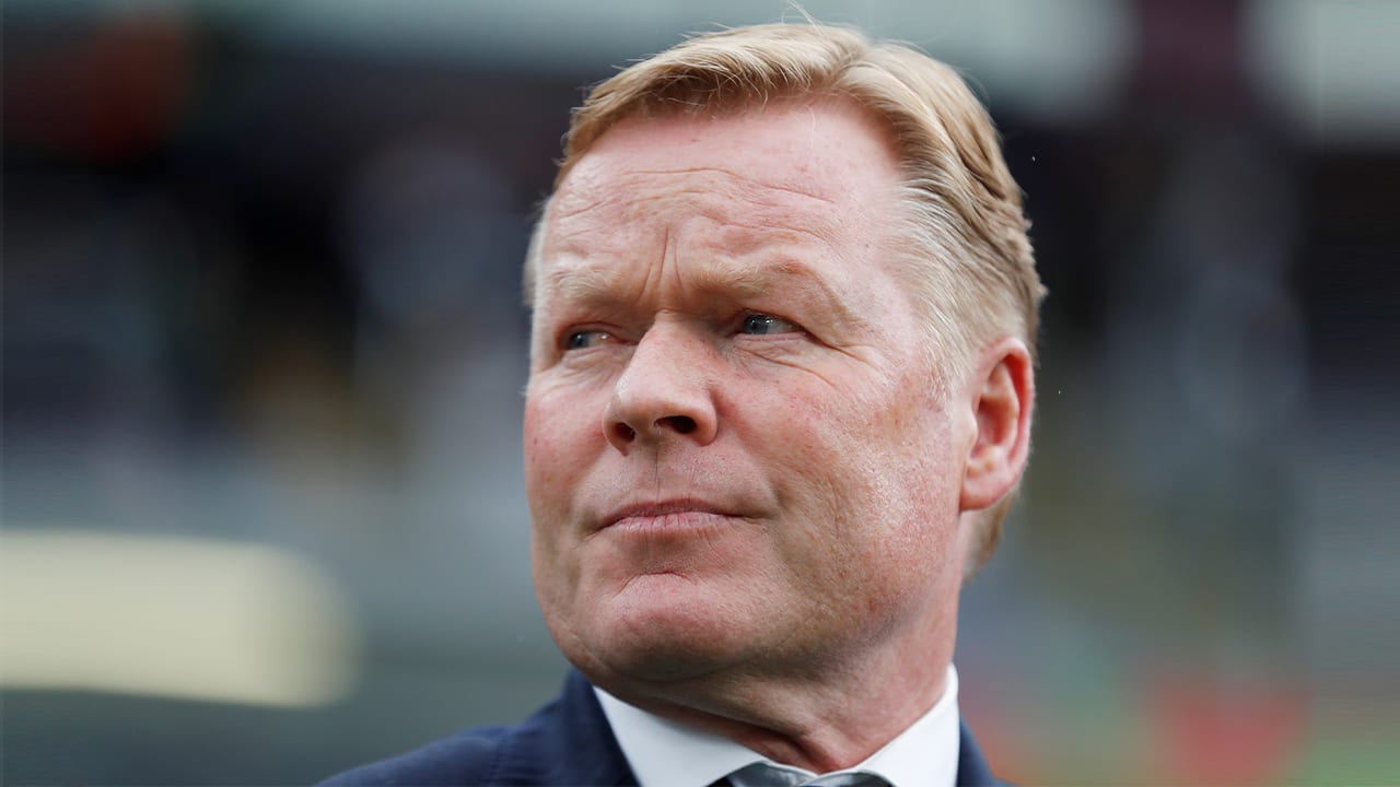 Koeman verwacht nog geen geweldig voetbal van Oranje: 'Bij lange na niet'